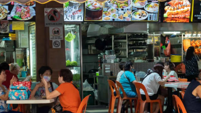 过去五年 建屋局出租咖啡店有97%续约时租金不变