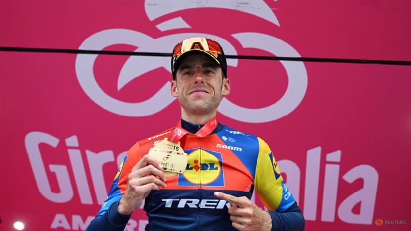 Verona solos to Giro stage 15 win, Del Toro retains lead