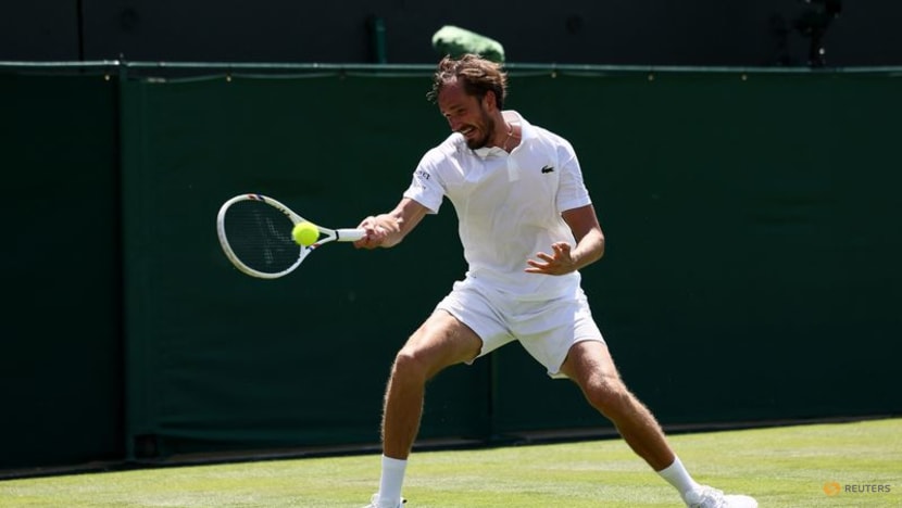 Medvedev makes early exit after Wimbledon meltdown