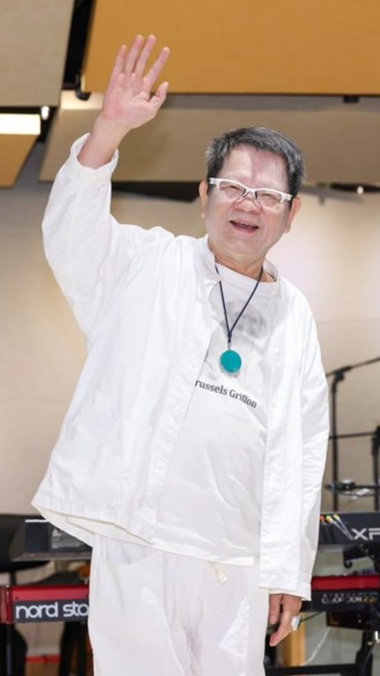 自曝罹患膀胱癌，郑进一直言“活到70岁够了”！
