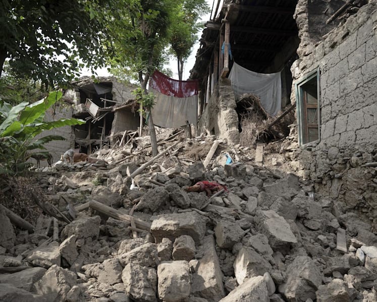 Hope dwindles for survivors days after deadly Afghan quake