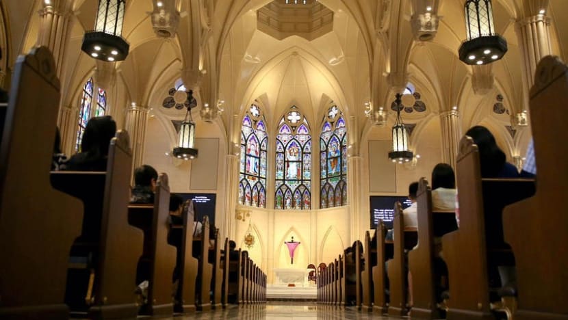 Covid-19: No singing at religious services from May 8, testing required for services involving over 100 people