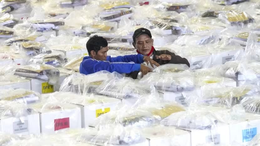 Lebih dari 100 petugas TPS meninggal, pengamat desak model pemilu serentak diubah 