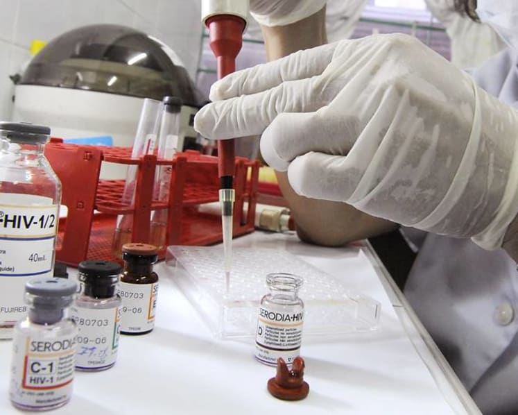Man lied about sex history before donating HIV-contaminated blood