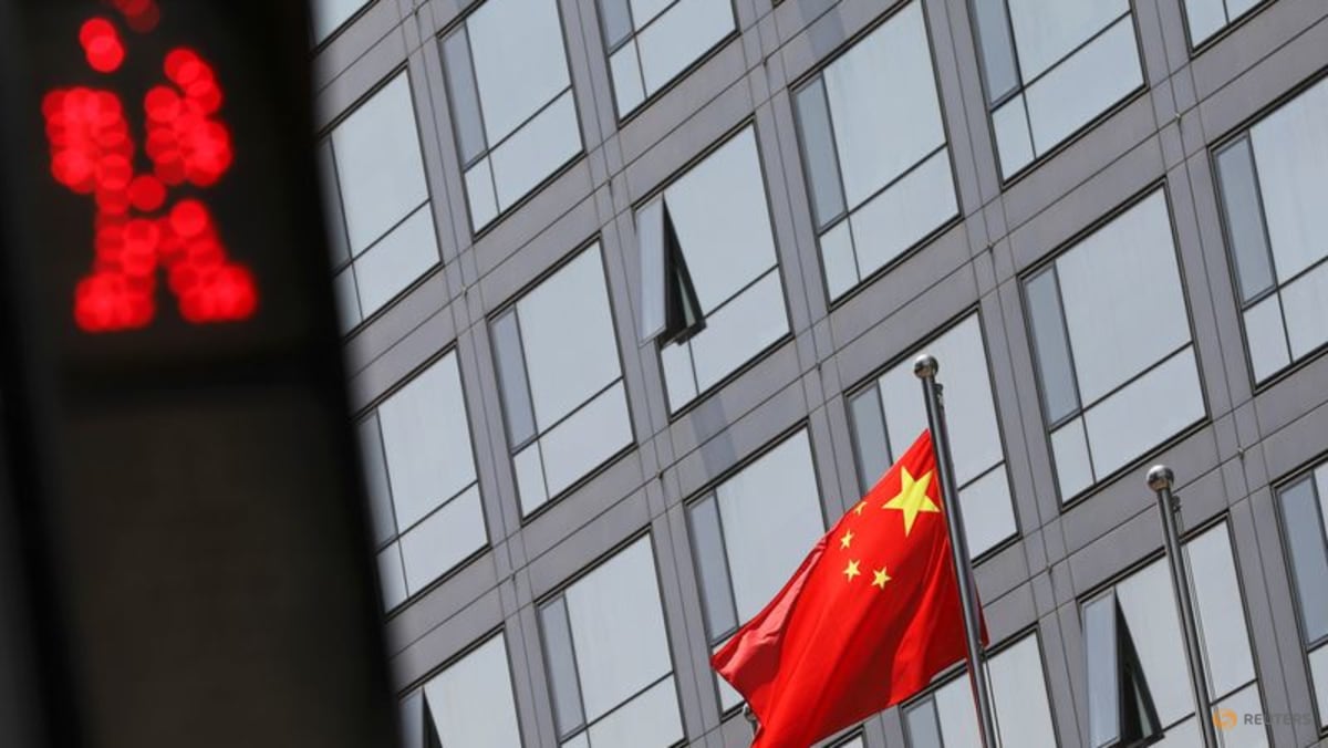 China Tindak Tiga Broker Lintas Batas – Sinyal Kontrol Modal Ketat