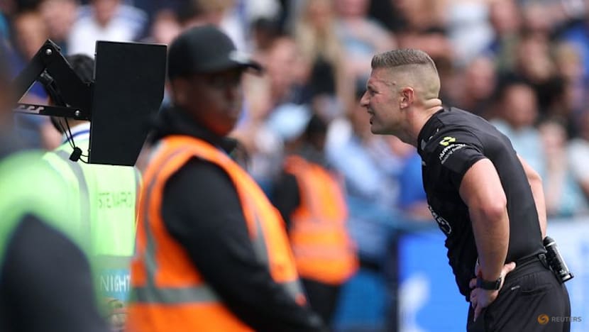 Referees chief Webb says decision to disallow Fulham's goal v Chelsea was wrong