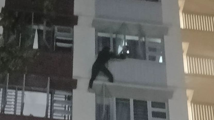 CNB officer injured after suspect attempts to evade arrest during drug raid in Bedok CNB officer injured after suspect attempts to evade arrest during drug raid in Bedok