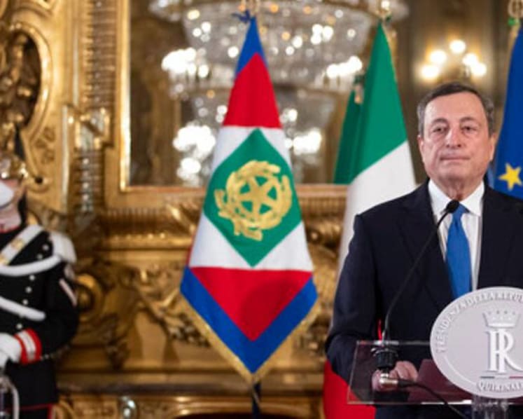 Italy looks to Mario Draghi to end political crisis