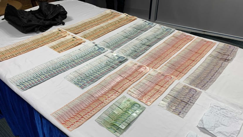 Police arrest 30-year-old suspect for robbing S$22,000 from Bukit Batok moneylender