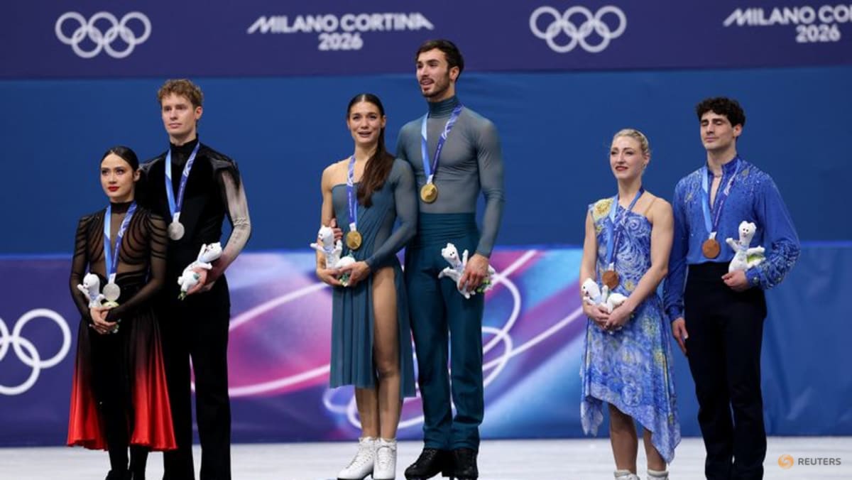 Figure skating-France duo Fournier Beaudry and Cizeron capture Olympic ice dance gold