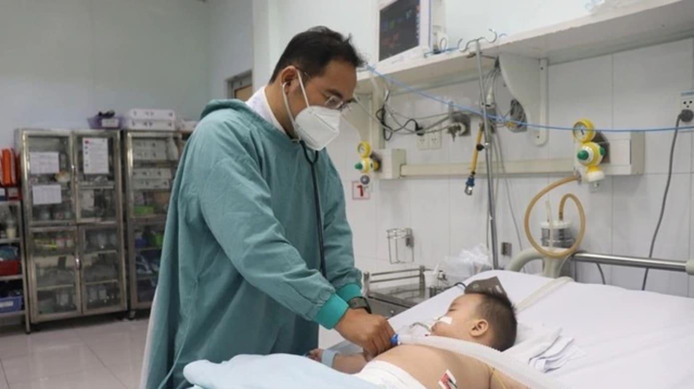 感染EV71重症手足口症 越南两幼童险丧命