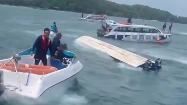 越南富国岛快艇倾覆 15人丧命