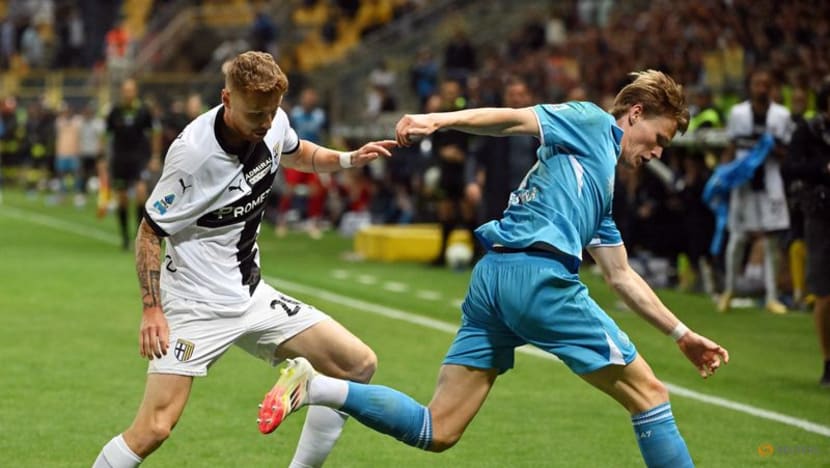 Napoli's title hopes put on ice after stalemate at Parma