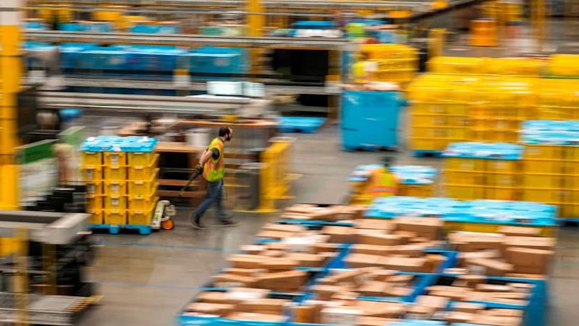 Global Cyber Monday online sales hit $17.3 billion, Salesforce data shows