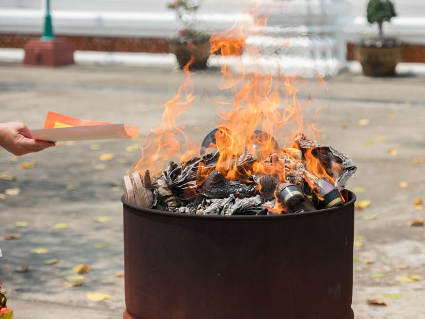 Burning of joss paper in housing estates: Take better measures to manage pollution Burning of joss paper in housing estates: Take better measures to manage pollution