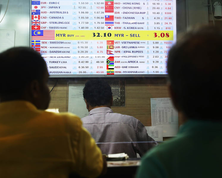 Money changers in Singapore run low on ringgit as currency hits all-time low against SGD