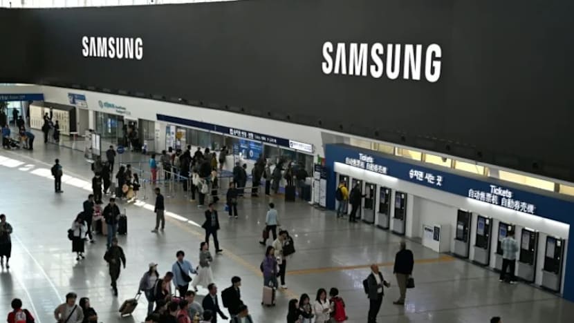 Samsung Electronics நிறுவனத்தின் மதிப்பு ஒரு டிரில்லியன் டாலரைத் தொட்டது