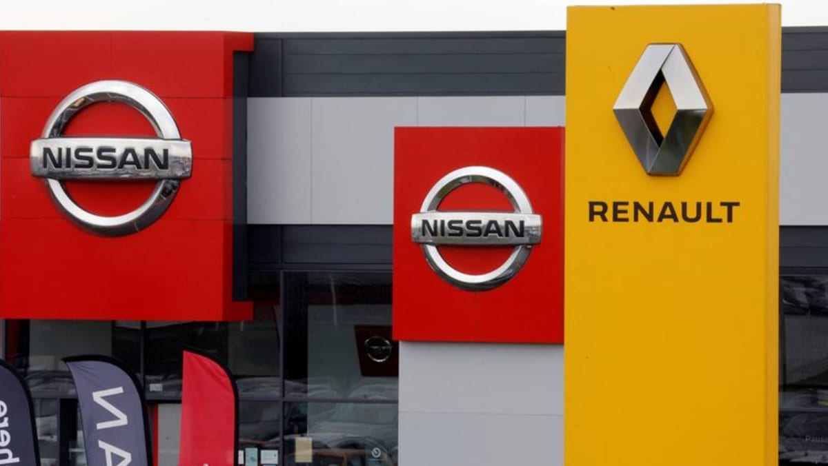 Nissan plans to reduce stake in Renault, CEO Espinosa tells Nikkei Nissan plans to reduce stake in Renault, CEO Espinosa tells Nikkei
