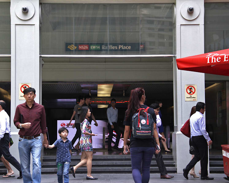 Income for all employed households rose last year