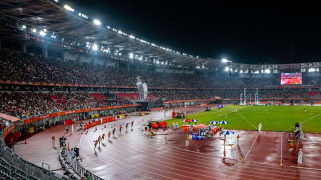 我国男子4×100米接力队破赛季最佳 晋级决赛
