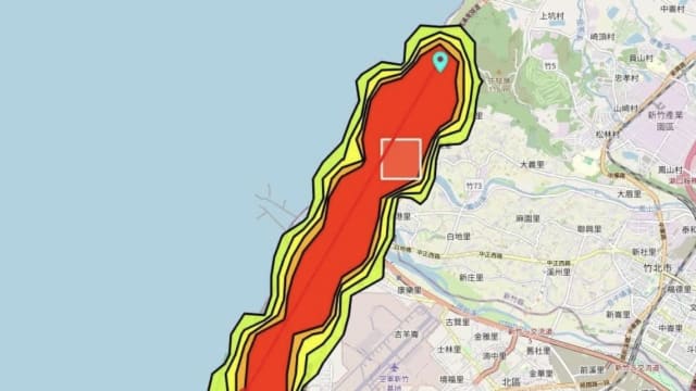 台湾新竹垃圾掩埋场深夜火灾 飘恶臭影响附近多区