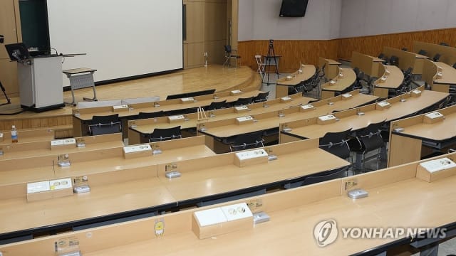 韩国医学院学生申请休学反对政策 人数已接近6000人