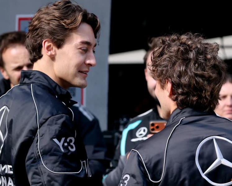  Chinese fans swoon over 'Big Sis' George Russell