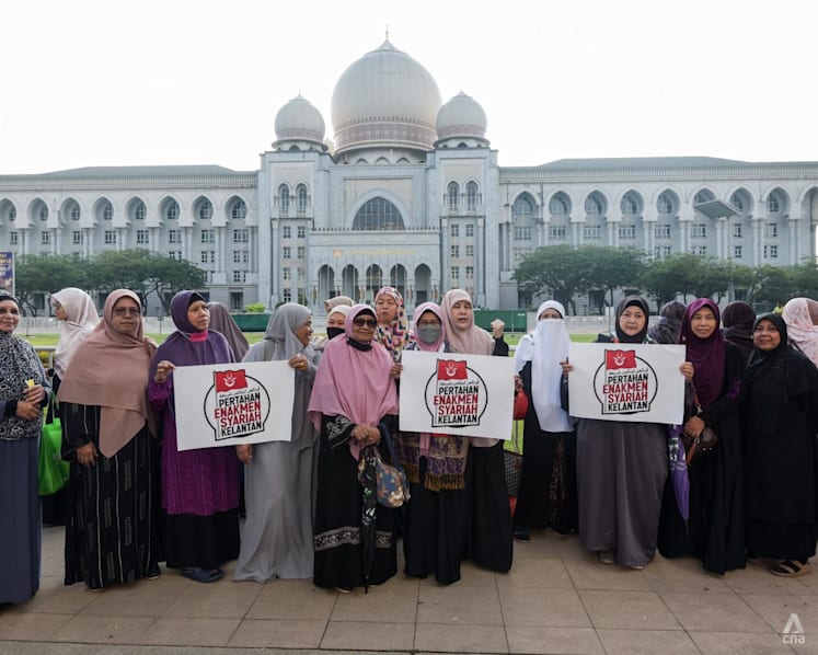 Malaysian government, opposition seeking to contain fallout from court ruling against Kelantan's Syariah laws