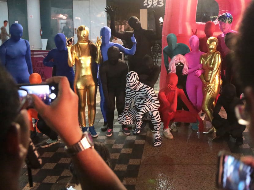 Zentai Art Festival: If it suits you