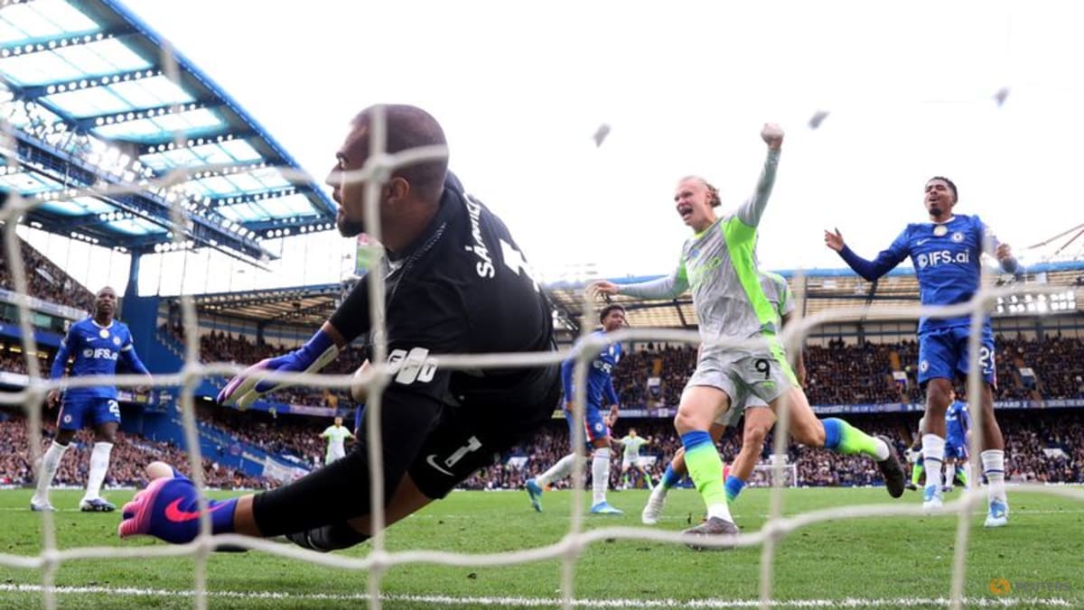 Rampant Man City send message to Arsenal, Tottenham relegation fears deepen