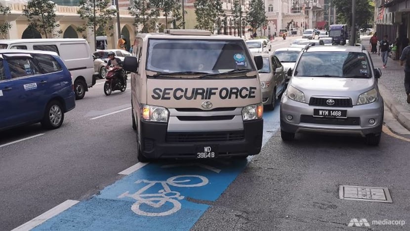 Honks, obstacles and fumes: Cycling in downtown KL can be a frustrating experience Honks, obstacles and fumes: Cycling in downtown KL can be a frustrating experience