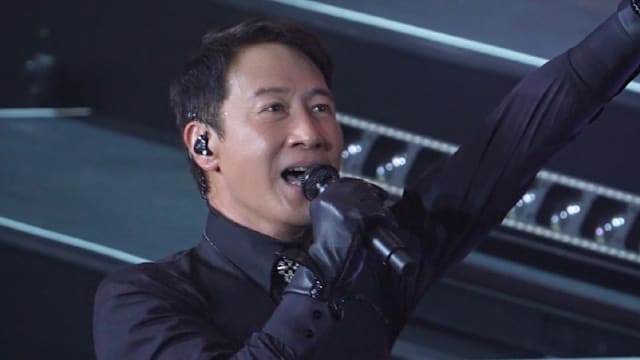 黎明佛山开唱，妻女罕见现身！8岁爱女眉眼神似爸爸