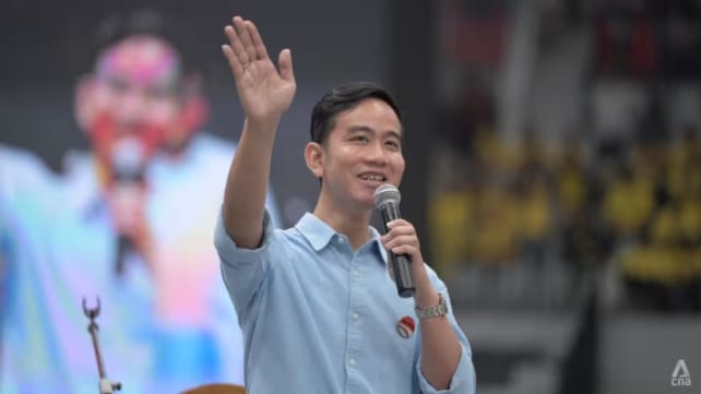 Desakan pemakzulan Wapres Gibran: Ketua MPR mengaku belum terima surat, Jokowi tak bergeming