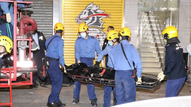 港男欠债累父母一同赴死 子称父临跳前劝他留下 两老身亡