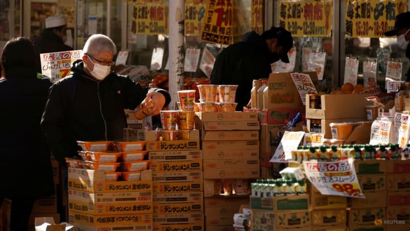 Japan January household spending rises 0.8% year/year