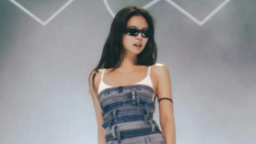 'Insiden' dada terbuka di konser Jennie BLACKPINK viral, video asli atau buatan AI?