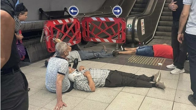 土耳其地铁站电动扶梯突逆向运行 11人受伤