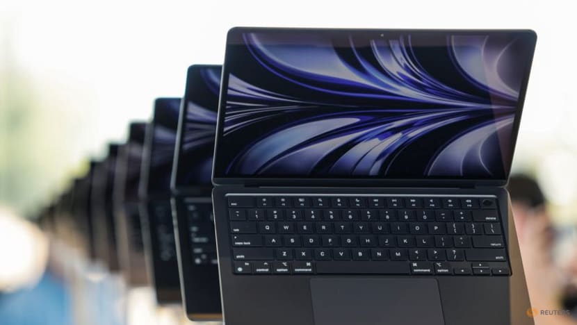 Apple preparing for a major software overhaul, Bloomberg News reports