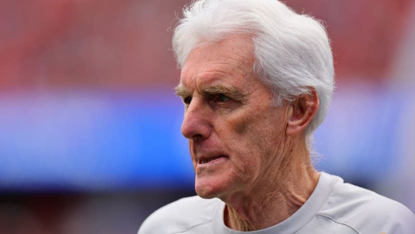 South Africa to have talks with coach Broos over future