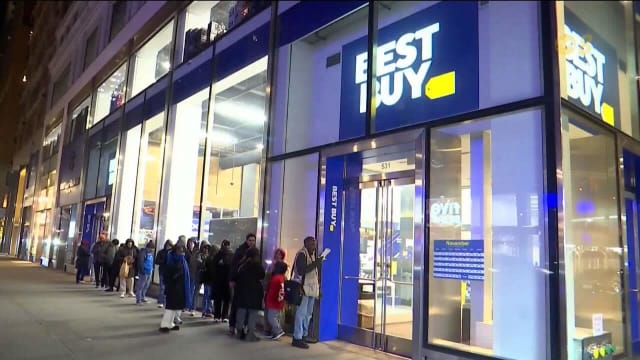 美国迎来黑色星期五 料约8560万人到实体店消费