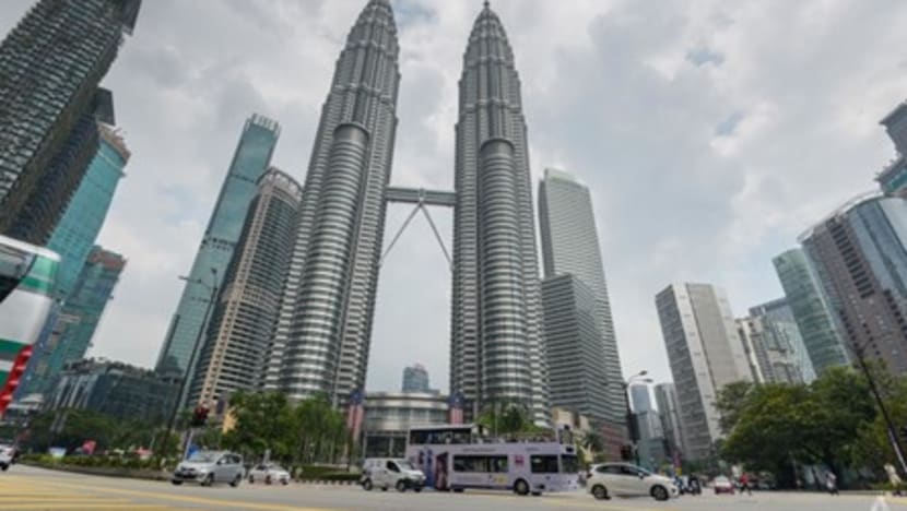 Berwisata luar negeri, warga Indonesia paling doyan ke Malaysia, Saudi, dan Singapura