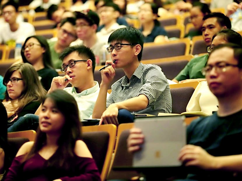 To help school dropouts, lower qualifying age for SkillsFuture Credit to 18