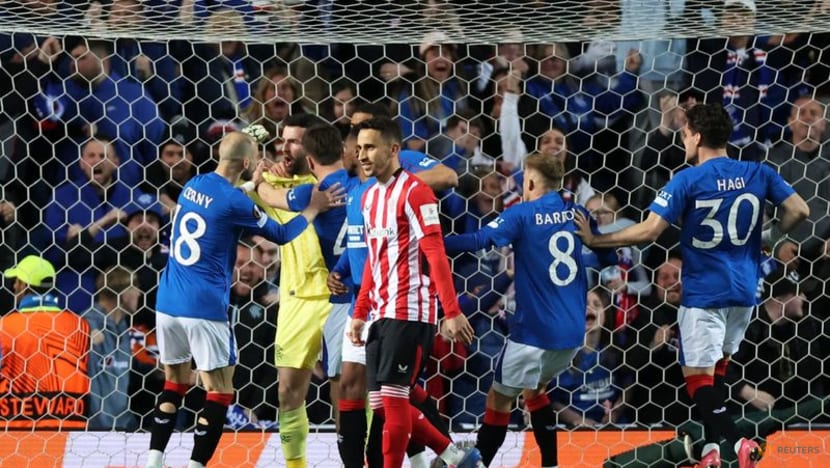 10-man Rangers hold Bilbao to Europa League goalless draw