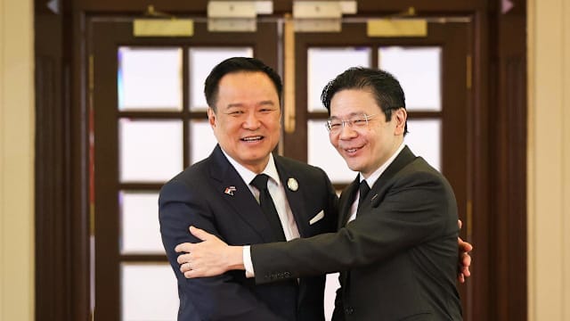 黄总理祝贺泰国首相阿努廷连任