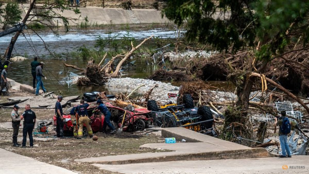 Search teams in Texas face more rain, 78 confirmed killed in flash ...