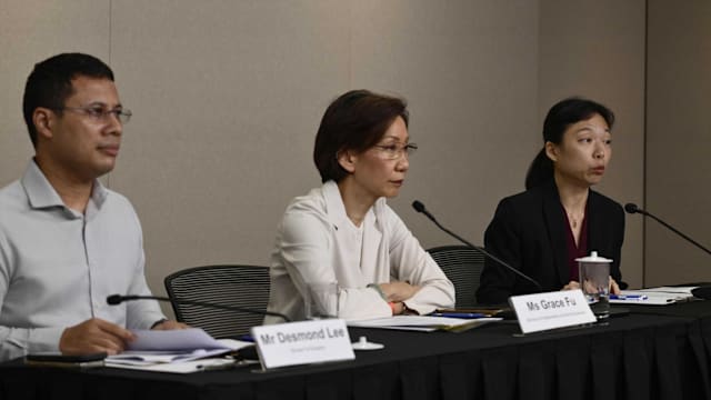 全部口罩自助机今晚将投入使用 傅海燕：口罩充足 公众无需恐慌