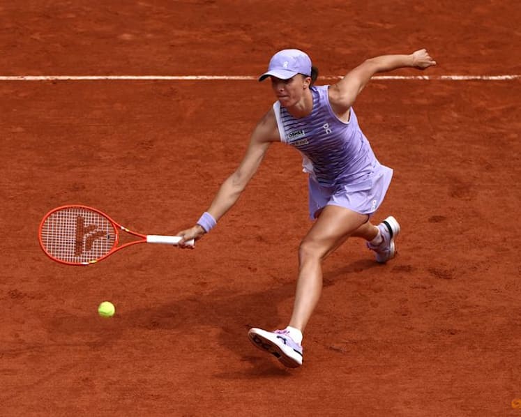 Kostyuk compounds French Open chaos by crushing Swiatek in last 16