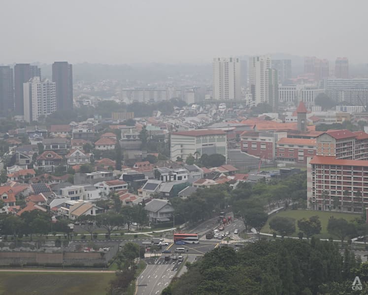 Air quality in all regions in Singapore hit unhealthy range