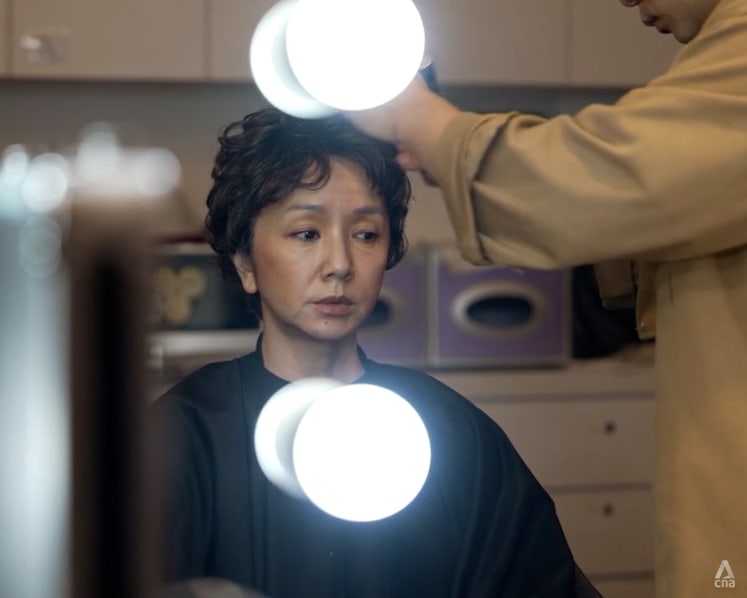 Beauty salons try to push seniors into costly packages in Talking Point undercover operation