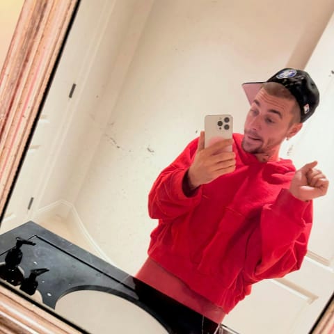 粉丝担忧Justin Bieber精神健康!连日IG独家曝光怪异迷幻自拍